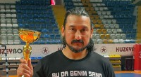 Kepez’in kızları namağlup şampiyon