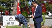 Kepez’de bayram öncesi şehit aileleri unutulmadı