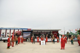 Ispartalılar, Kepez Kent Meydanı’nda Buluştu