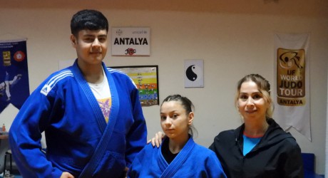 Kurash şampiyonları Kepez’den çıkıyor