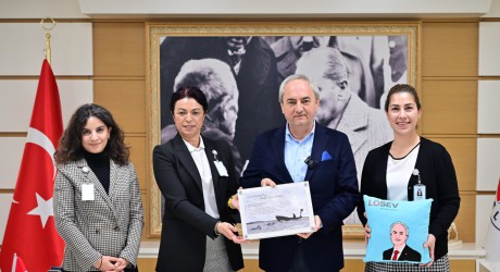 LÖSEV’den Kepez’e teşekkür sertifikası