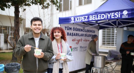 Kepez’den öğrencilere sıcacık destek 