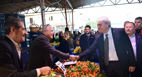 Kocagöz, Teomanpaşa semt pazarında halkla buluştu  
