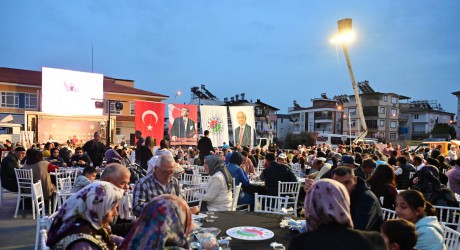 Kepez’in iftar sofraları gönülleri buluşturuyor