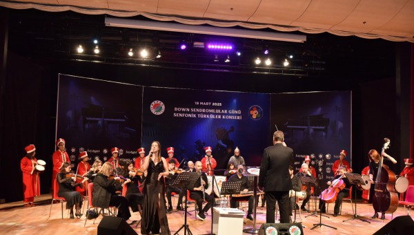 Kepez’de Down Sendromlular Günü senfonik türküler konseri 