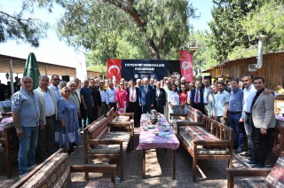 Kocagöz, hemşehri dernekleriyle buluştu