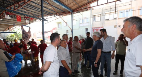 Başkan Vekili Alptekin, Kepez’in kurban kesim alanlarını denetledi