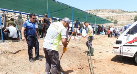Kepez Belediyesi Kurban Bayramı’nın ikinci gününde de görev başında