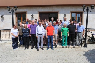 Kepez’de bayramda gönüllere dokunan ziyaret