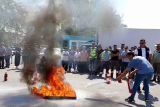 Kepez personeline uygulamalı yangın eğitimi