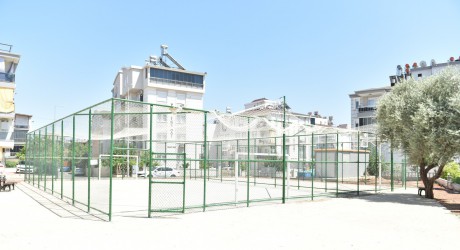 Çamlıbel Mahallesi’ne basketbol ve futbol sahası