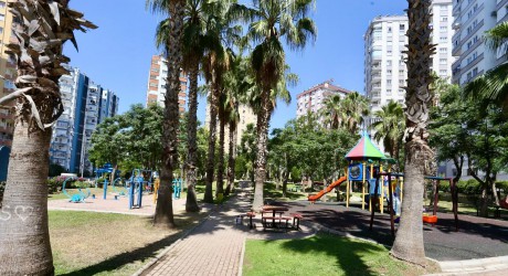 Kepez’in Mevlana Parkı yenilendi