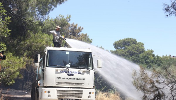 Kepez’den Orman yangınına müdahale desteği 