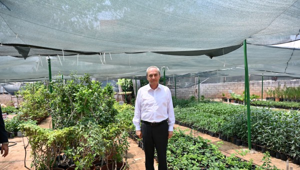 Kocagöz, “Kepez üreten bir belediye” 