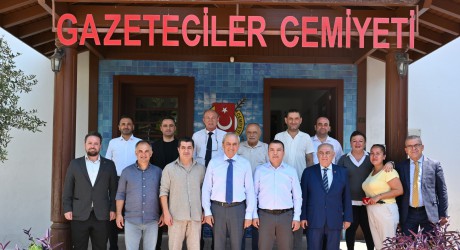 Kepez Belediyesi’nden Basın Emekçilerine Hem Destek Hem Vefa
