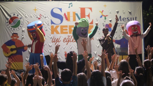 “Sahne Kepez” ile sanat sokakta, eğlence mahallelerde 