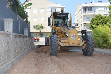 TOKİ Gazi konutlarında asfalt hazırlığı başladı