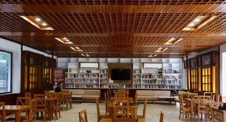 Kepez’in Emekliler Lokalinde çaylar taze, sohbetler sıcak