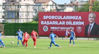 Kocagöz, Kepezspor Futbol AŞ-Karaman FK maçını tribünden izledi