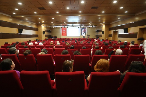 Kepez’den kreş personeline yeni eğitim öğretim dönemi öncesi “İş Güvenliği Semineri”