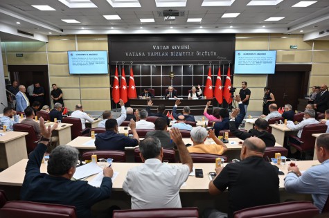 Kepez Meclisi’nden vefa örneği: Gazetecilerin isimleri parklarda yaşayacak