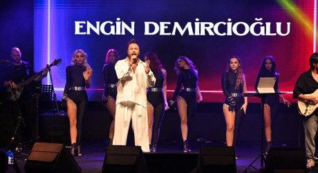 Kepez’in 2. Uluslararası Kültür Festivali Engin Demircioğlu konseriyle final yaptı