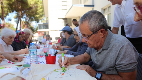 Kepez’den Alzheimer Farkındalık Günü’nde anlamlı etkinlik 