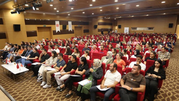Kepez’de Resmi Yazışma Kuralları Semineri 