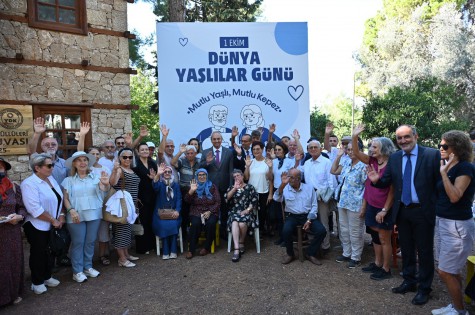 Kepez’den 1 Ekim Dünya Yaşlılar Günü’nde anlamlı etkinlik