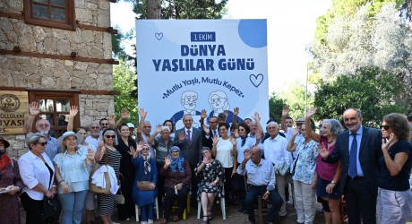 Kepez’den 1 Ekim Dünya Yaşlılar Günü’nde anlamlı etkinlik