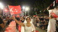Kepez’de “Zamana Meydan Okuyan” defile