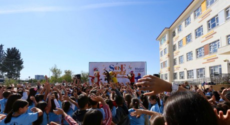 Sahne Kepez öğrencilerle buluştu