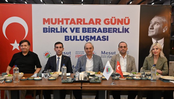 Kocagöz, Kepez’in muhtarlarıyla buluştu 
