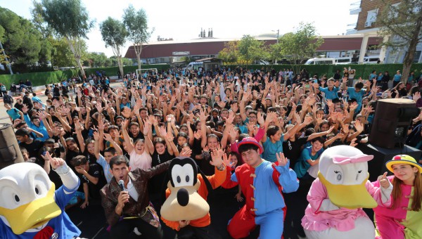 Öğrenciler, Sahne Kepez ile coştu 