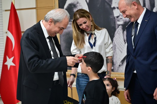 Kepez’de öğrencilerin göz sağlığı güvence altında