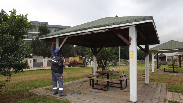 Kepez’den Altınova Düden’e modern park dokunuşu 