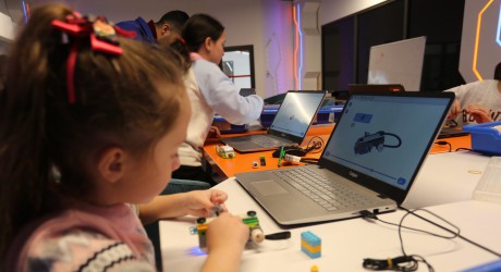 Antalya Bilim Merkezi’nde sömestir tatilinde üretim odaklı bilim kampları yapıldı