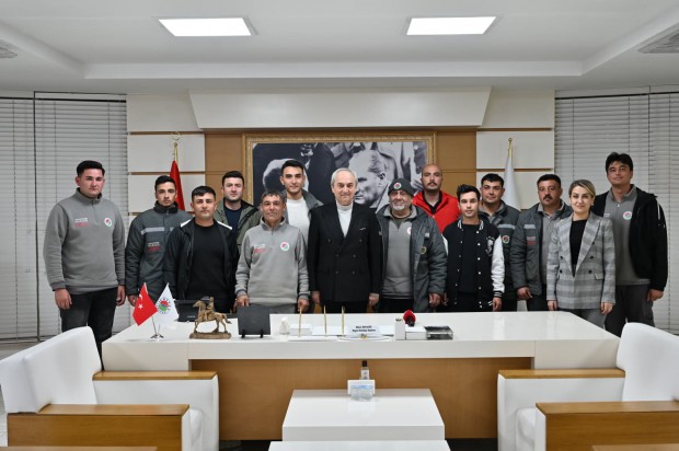 Kocagöz’den sezonluk işçilere daimi iş müjdesi!