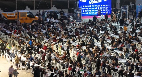 Kepez’de Ramazan bereketi: 5 mahalle tek sofra