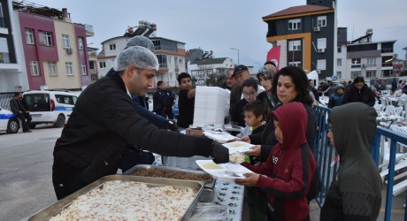 Ramazan’ın bereketi Esentepe Mahallesi’nde paylaşıldı