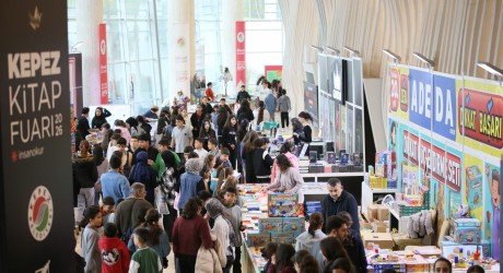 Kepez Kitap Fuarı kitapseverlerin akınına uğruyor