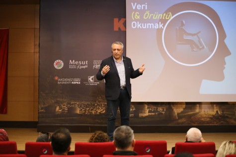 Kepez Kitap Fuarı’nda Dr. Murat Kaplan’dan  “İnsanı Okuma Sanatı”