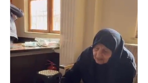 Kepez Belediyesi zabıtasından örnek davranış; kayıp cüzdan sahibine teslim edildi 