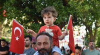Dokumapark’ta milli heyecan: binlerce Antalyalı Kepez’de dev ekranda buluştu