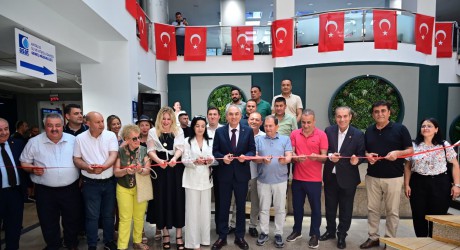Isparta’nın kokusu Kepez’de sanatla buluştu