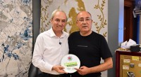 Kocagöz, Yeni Mahalle esnafına “Temizlik Kirletmemektir” kampanyasını anlattı